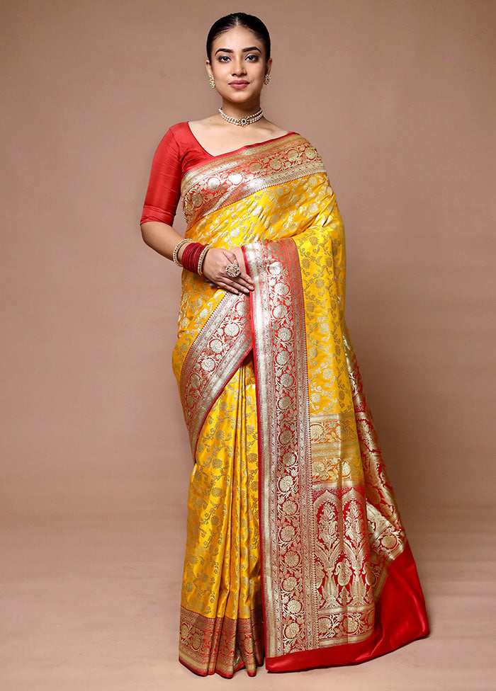 Yellow Handloom Banarasi Pure Silk Saree With Blouse Piece