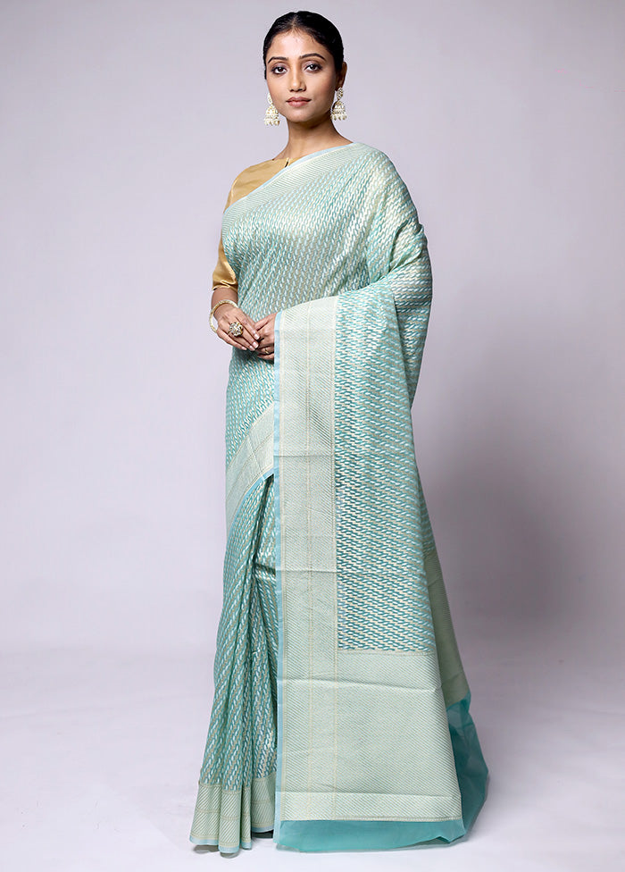 Green Pure Cotton Saree With Blouse Piece