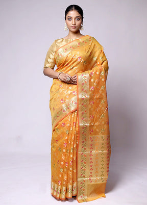 Yellow Kora Silk Saree With Blouse Piece