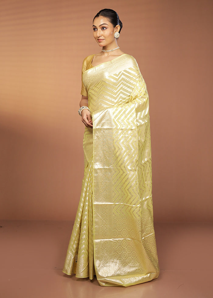 Yellow Pure Cotton Saree With Blouse Piece