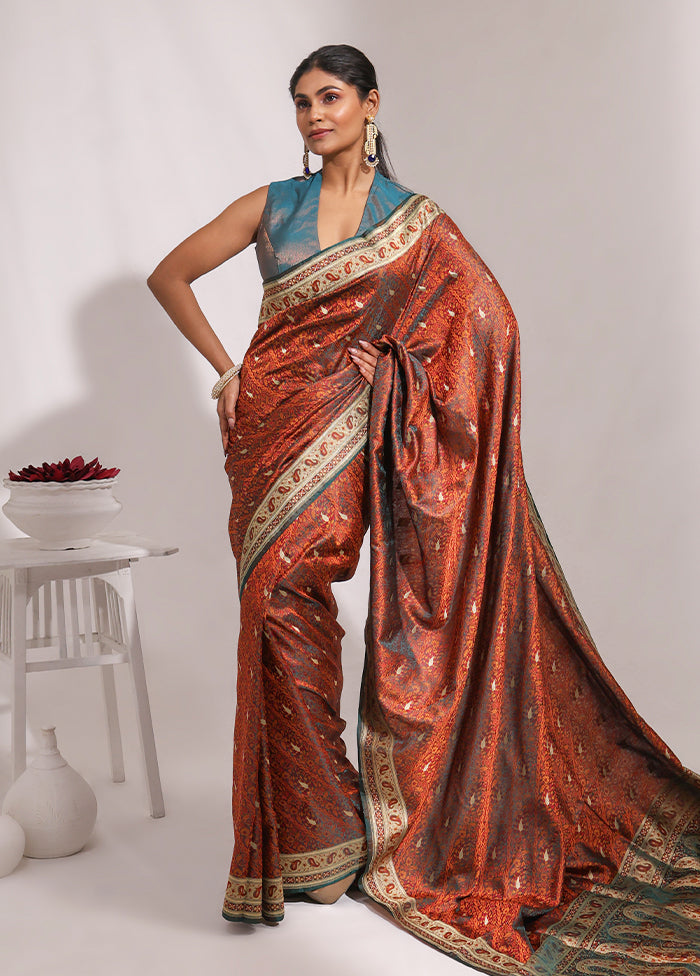 Green Handloom Tanchoi Pure Silk Saree With Blouse Piece