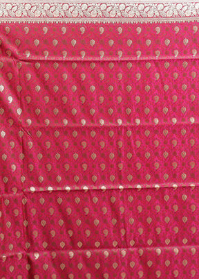 Green Handloom Tanchoi Pure Silk Saree With Blouse Piece