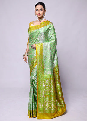 Green Tanchoi Silk Saree With Blouse Piece