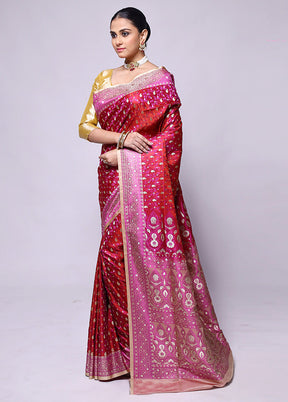 Red Tanchoi Silk Saree With Blouse Piece