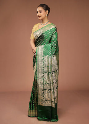 Green Handloom Banarasi Pure Silk Saree With Blouse Piece