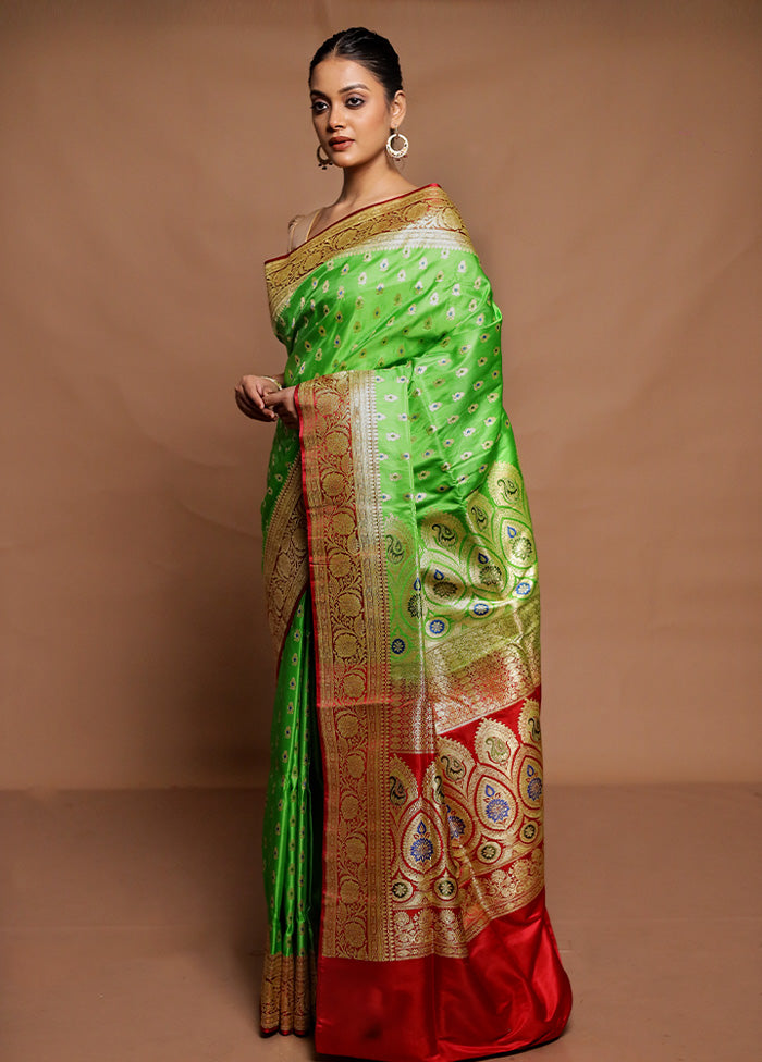 Green Handloom Banarasi Pure Silk Saree With Blouse Piece