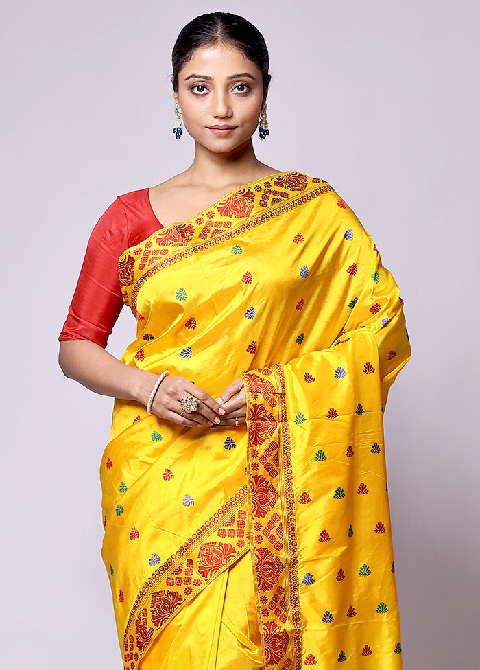 Yellow Handloom Assam Pure Silk Saree With Blouse Piece