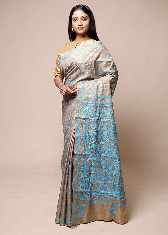 Cream Handloom Kantha Stitch Pure Silk Saree With Blouse Piece