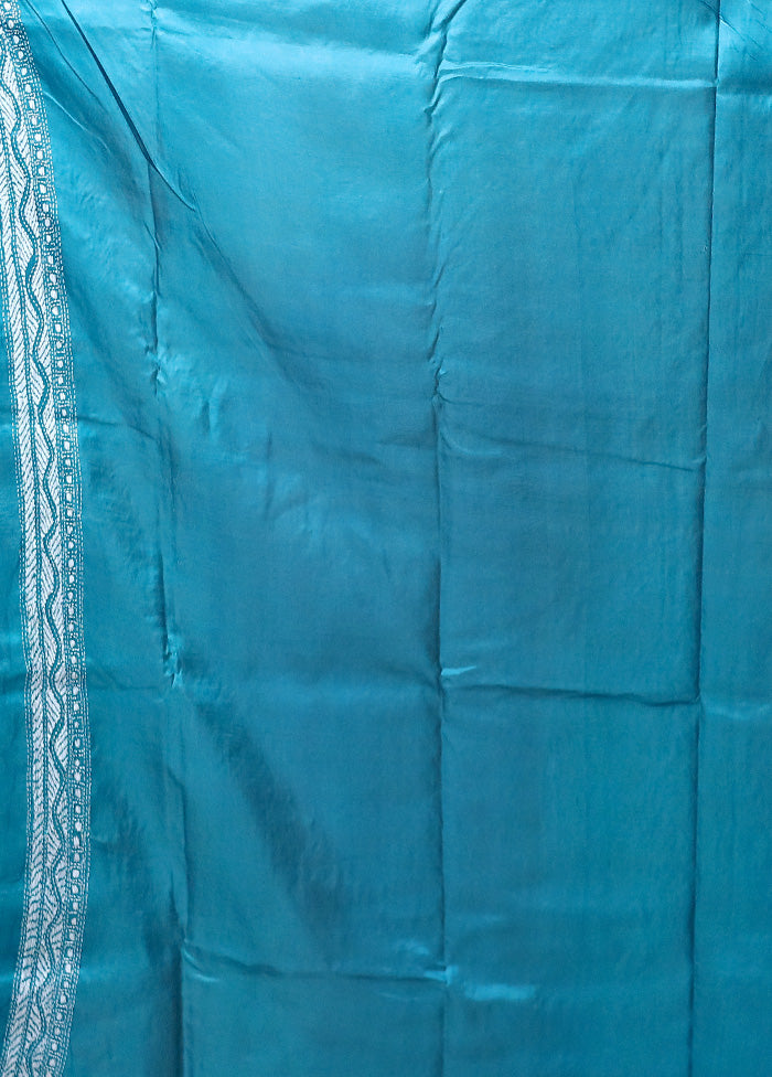 Blue Handloom Kantha Stitch Pure Silk Saree With Blouse Piece