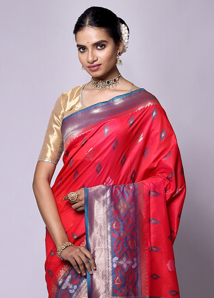 Red Dupion Silk Saree With Blouse Piece