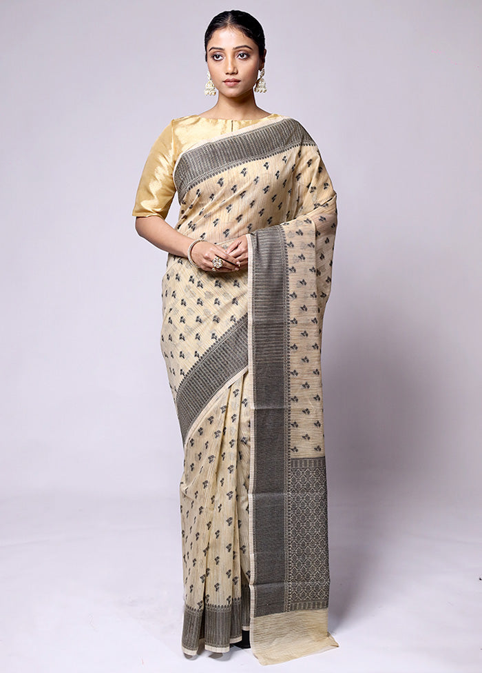 Cream Cotton Saree With Blouse Piece