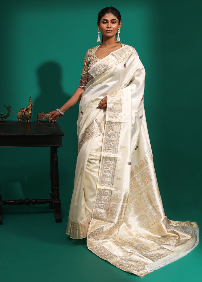 White Handloom Baluchari Pure Silk Saree With Blouse Piece