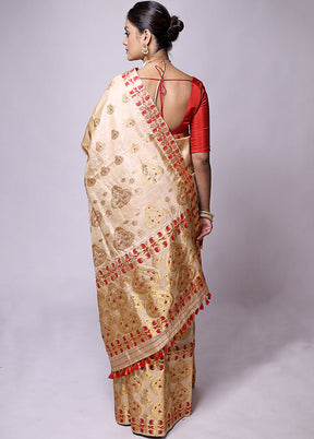 Cream Handloom Assam Pure Silk Saree With Blouse Piece