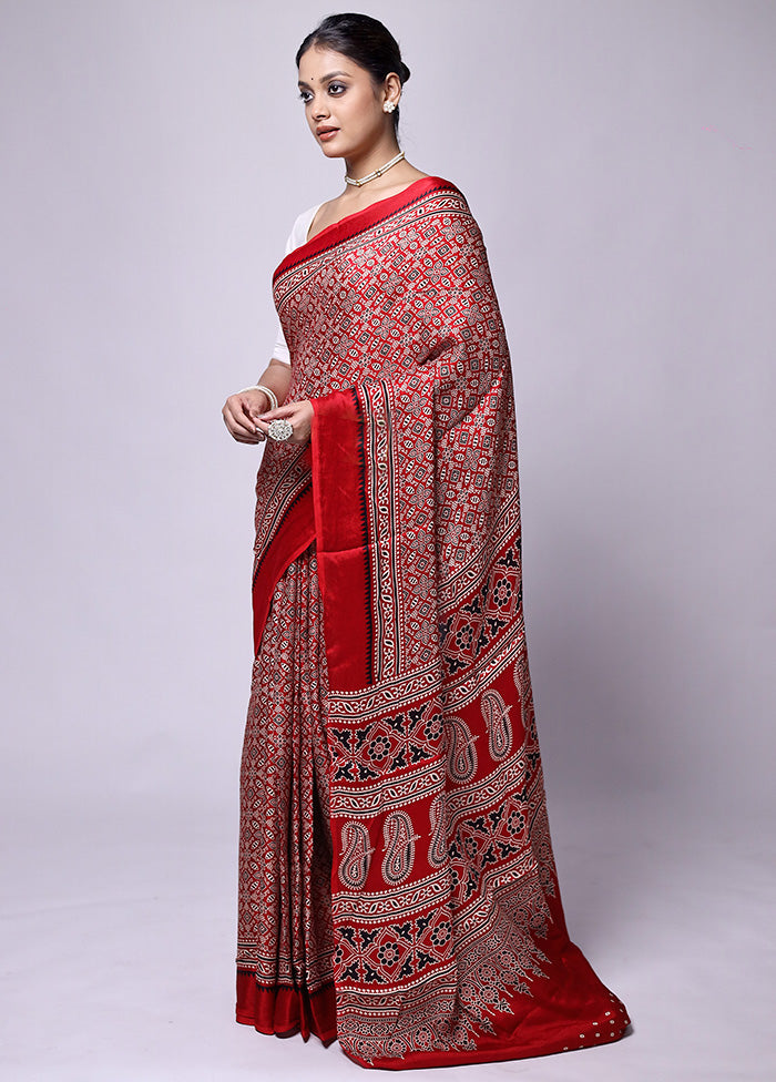 Red Pure Modal Silk Saree Without Blouse Piece