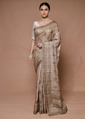 Cream Tussar Silk Saree With Blouse Piece