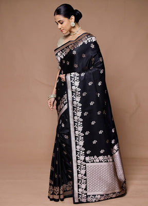 Black Katan Silk Saree With Blouse Piece