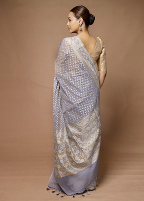 Grey Kora Silk Saree With Blouse Piece