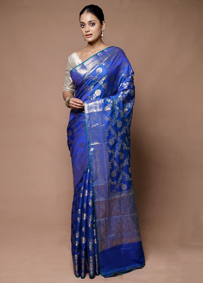 Blue Uppada Silk Saree With Blouse Piece