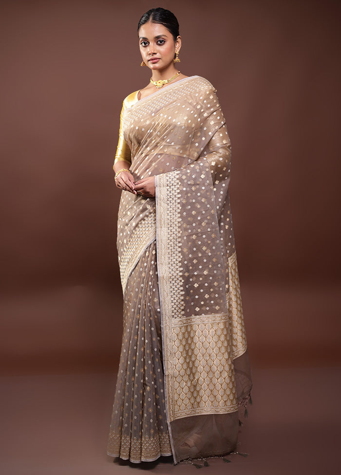 Grey Kora Silk Saree With Blouse Piece