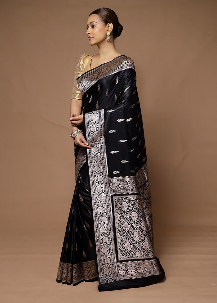 Black Katan Silk Saree With Blouse Piece