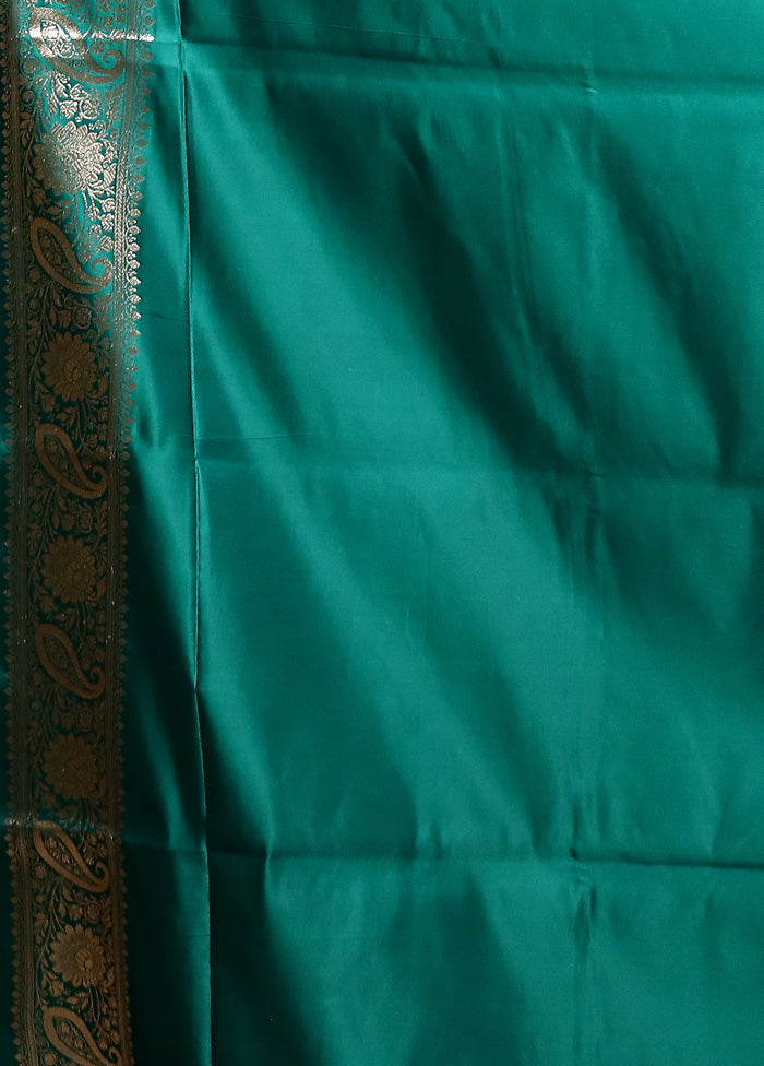 Green Banarasi Silk Saree With Blouse Piece