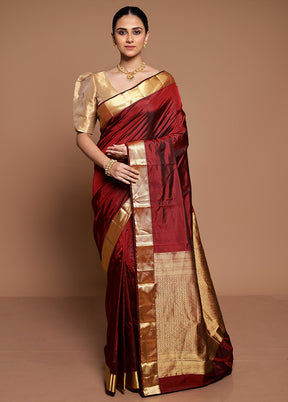 Maroon Handloom Kanjivaram Pure Silk Saree With Blouse Piece