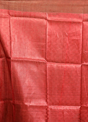 Cream Tussar Silk Saree With Blouse Piece