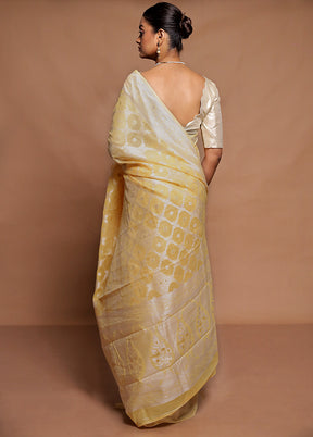 Yellow Cotton Saree With Blouse Piece