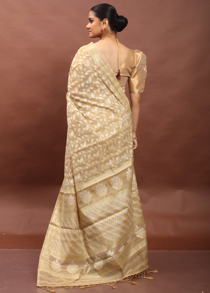 Cream Cotton Saree With Blouse Piece