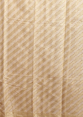 Cream Cotton Saree With Blouse Piece