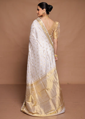 White Handloom Kanjivaram Pure Silk Saree With Blouse Piece