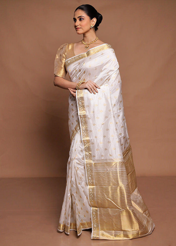 White Handloom Kanjivaram Pure Silk Saree With Blouse Piece