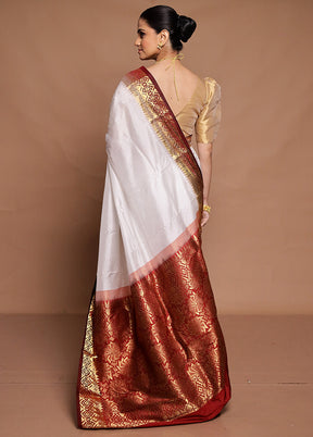 White Handloom Kanjivaram Pure Silk Saree With Blouse Piece