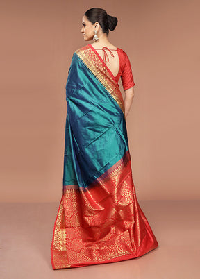 Blue Handloom Kanjivaram Pure Silk Saree With Blouse Piece