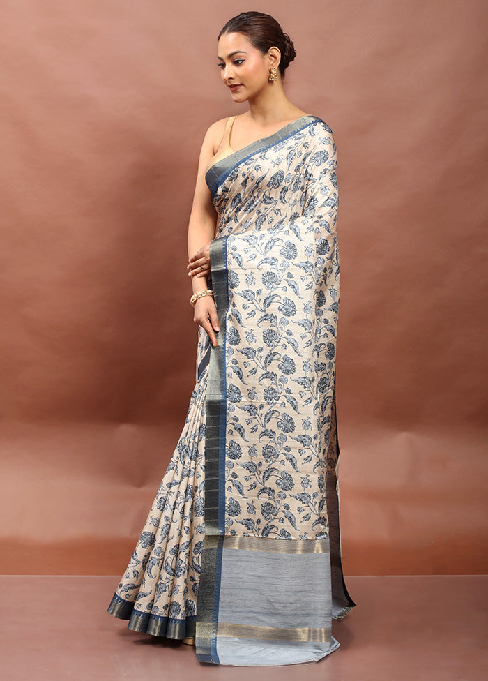 Cream Tussar Silk Saree With Blouse Piece