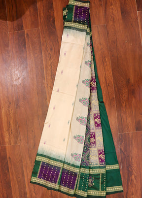 Cream Handloom Bomkai Pure Silk Saree With Blouse Piece