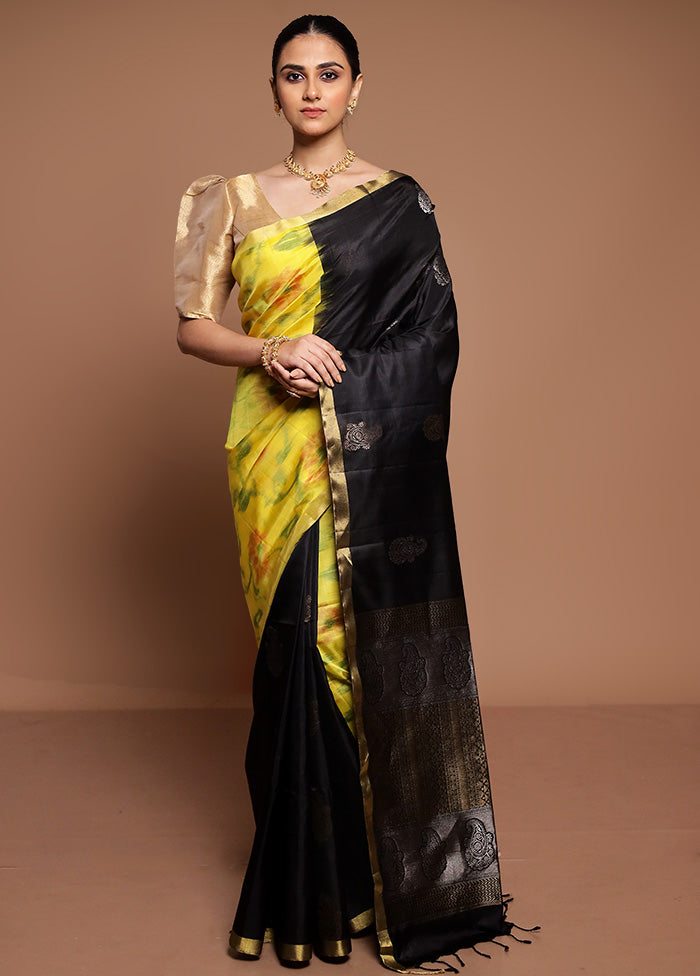 Black Handloom Kanchipuram Pure Silk Saree With Blouse Piece