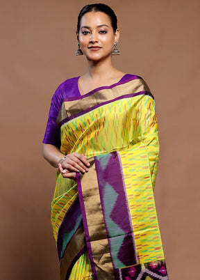 Yellow Handloom Kanchipuram Pure Silk Saree With Blouse Piece