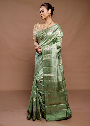 Green Dupion Silk Saree With Blouse Piece