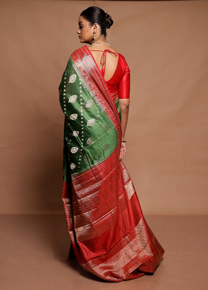 Green Dupion Silk Saree With Blouse Piece