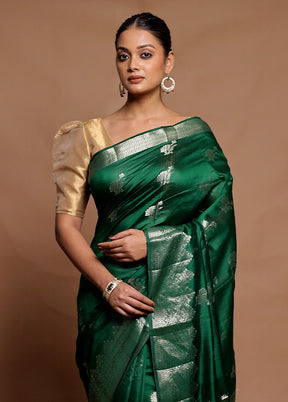 Green Dupion Silk Saree With Blouse Piece