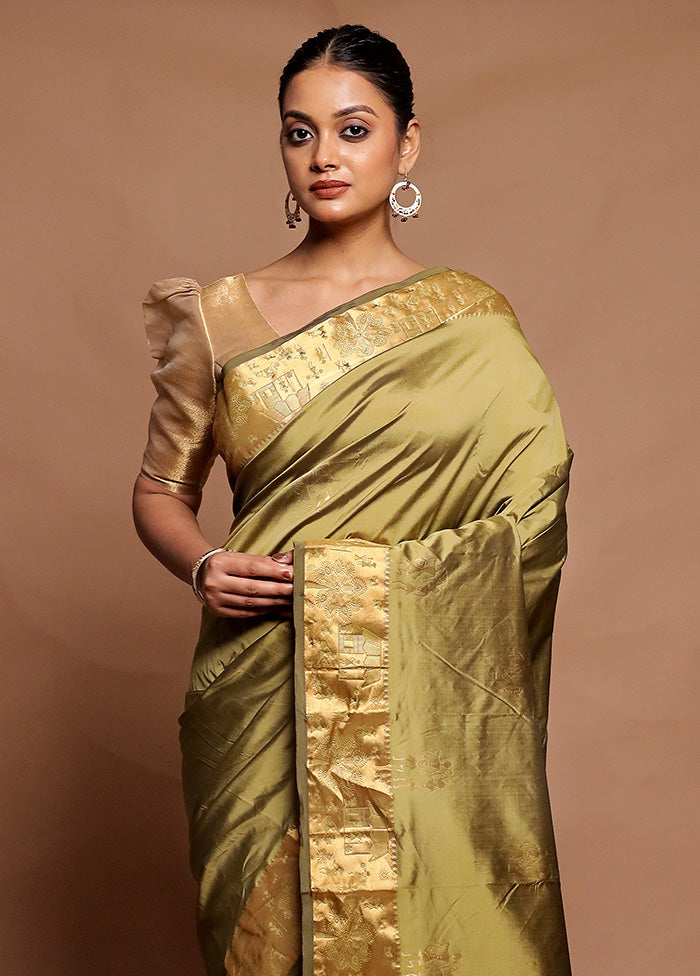 Green Kanjivaram Silk Saree With Blouse Piece