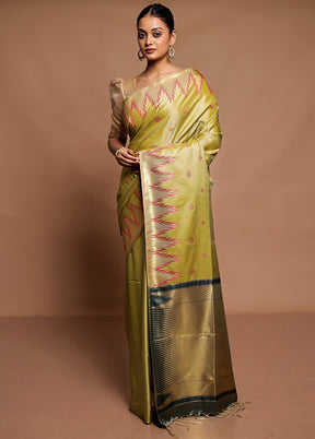 Green Kanjivaram Silk Saree With Blouse Piece