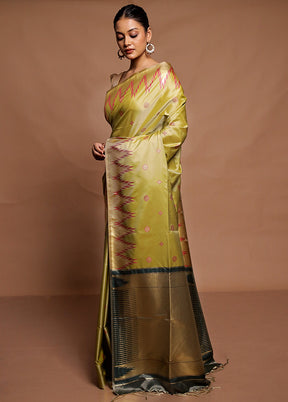 Green Kanjivaram Silk Saree With Blouse Piece