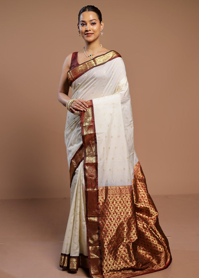 White Kanjivaram Silk Saree With Blouse Piece