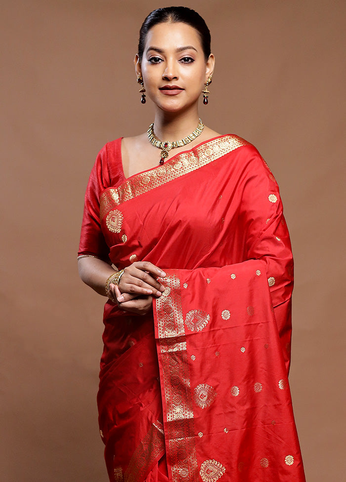 Red Kanjivaram Silk Saree With Blouse Piece