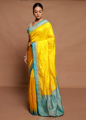 Yellow Handloom Bomkai Pure Silk Saree With Blouse Piece