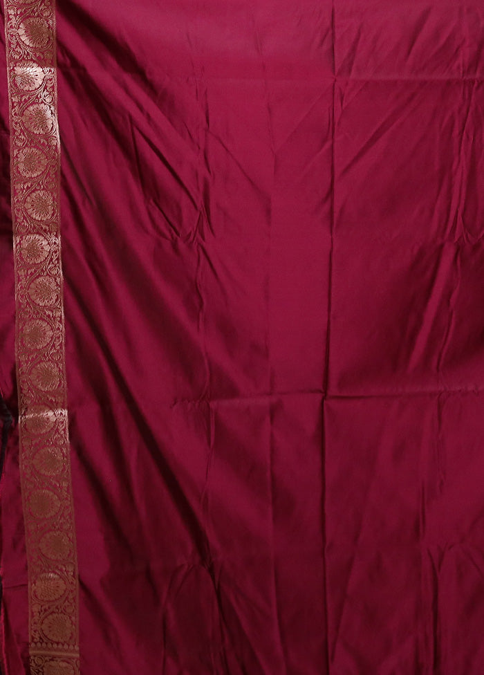 Purple Banarasi Silk Saree With Blouse Piece