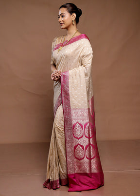 Cream Uppada Silk Saree With Blouse Piece