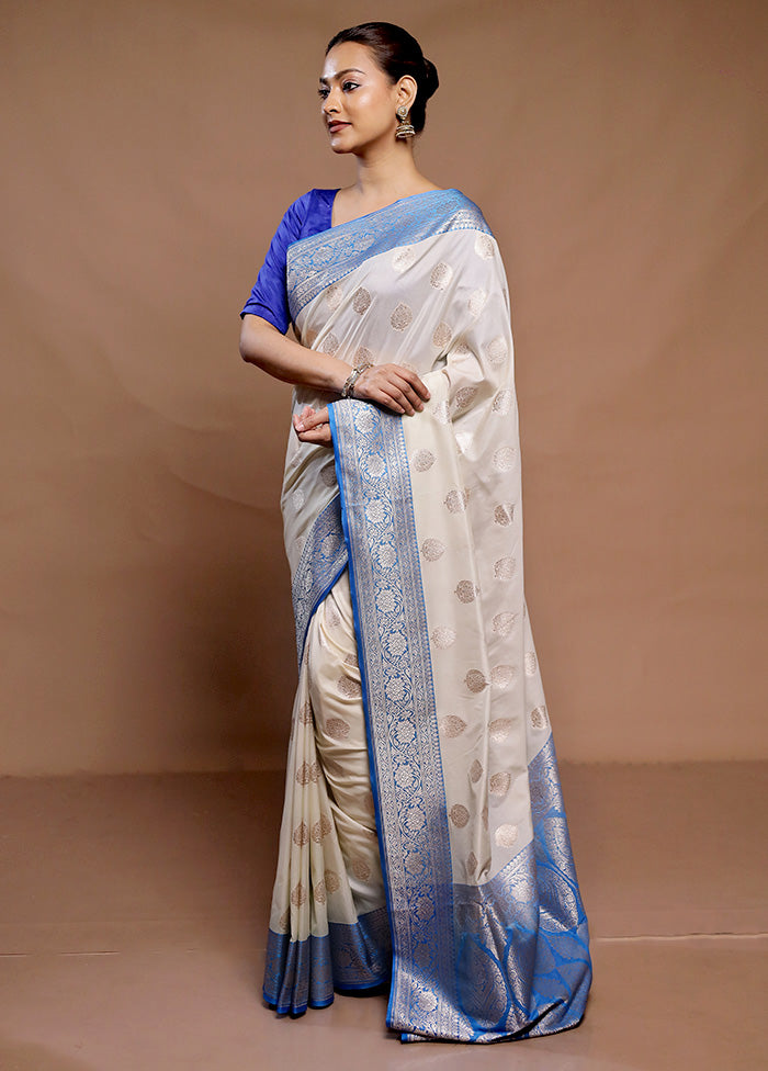 White Uppada Silk Saree With Blouse Piece